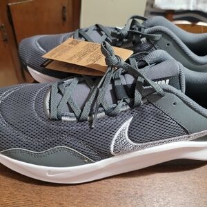 Nike Men's Charcoal and White Sneakers